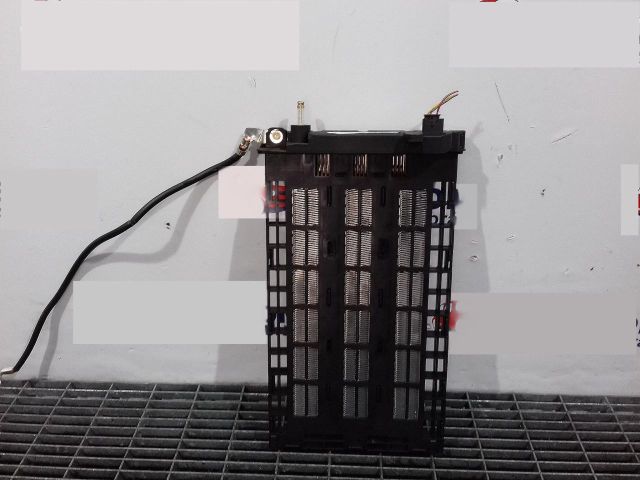 bontott BMW 1 Fűtőradiátor