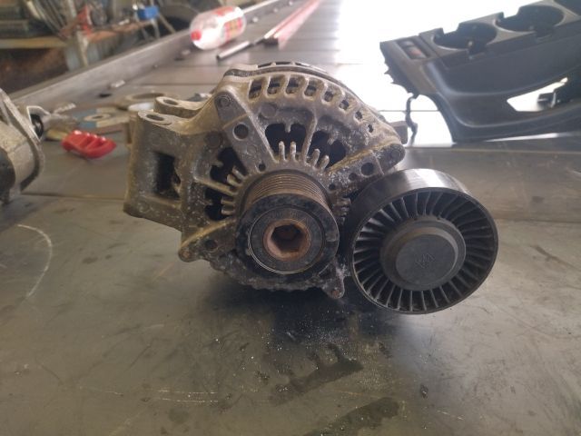 bontott BMW 1 Generátor