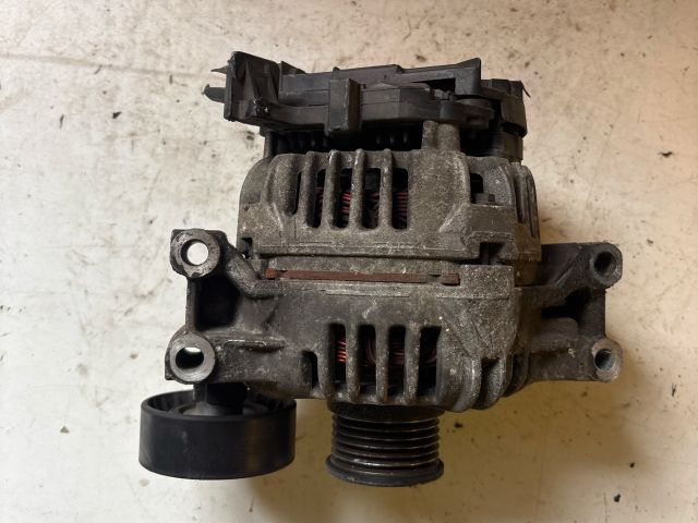 bontott BMW 1 Generátor