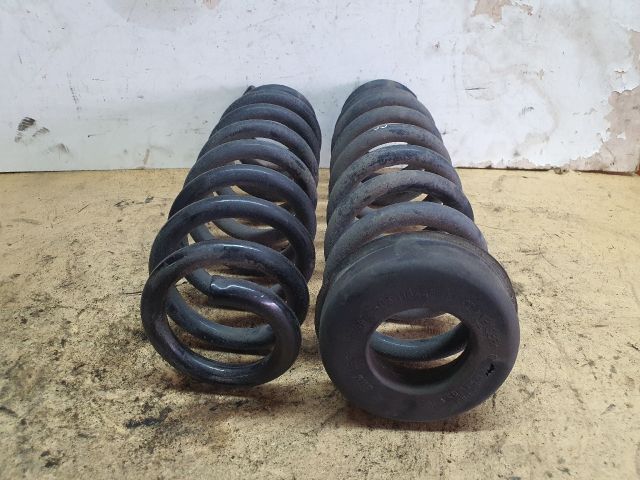 bontott BMW 1 Hátsó Rugó Pár