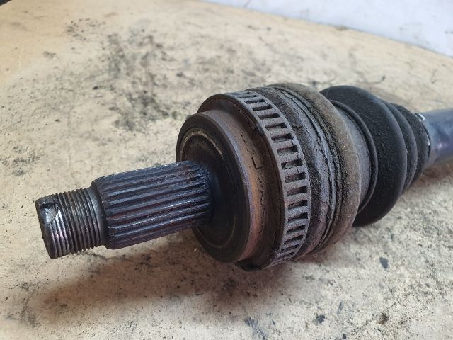 bontott BMW 1 Jobb hátsó Féltengely