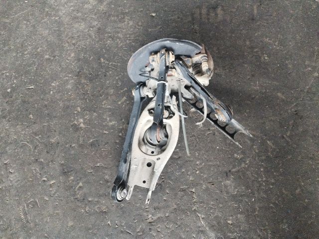 bontott BMW 1 Jobb hátsó Kerékagy