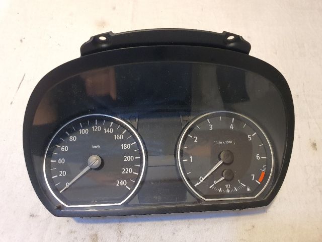 bontott BMW 1 Kilométeróra