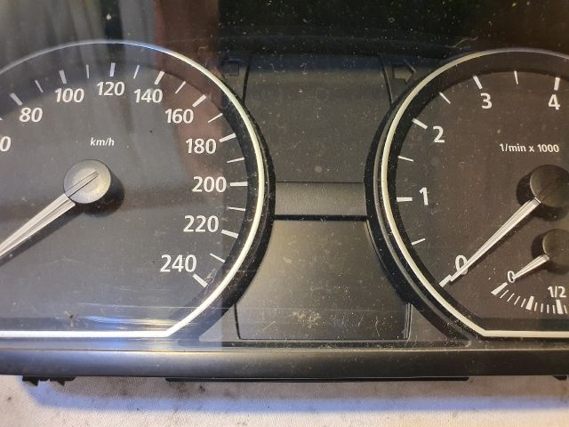 bontott BMW 1 Kilométeróra