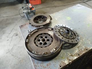 bontott BMW 1 Kuplung Szett Lendkerékkel