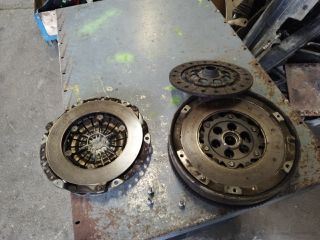 bontott BMW 1 Kuplung Szett Lendkerékkel