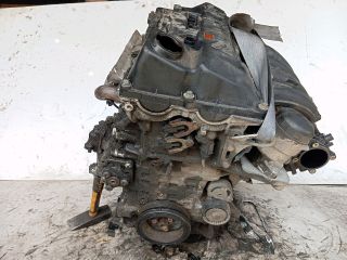 bontott BMW 1 Motor (Fűzött blokk hengerfejjel)