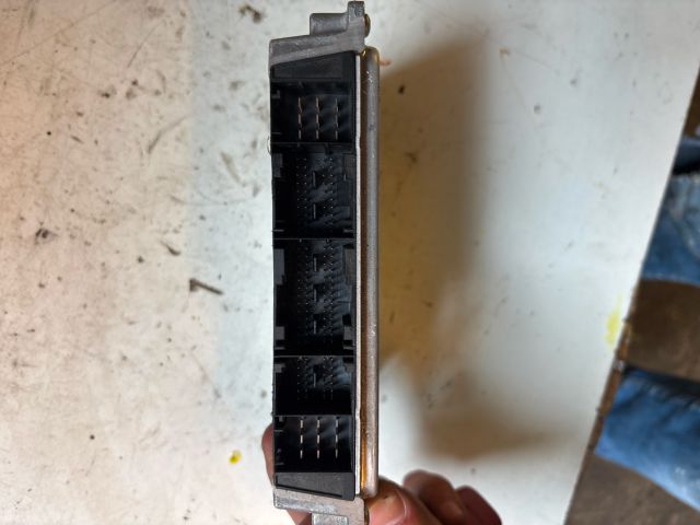 bontott BMW 1 Motorvezérlő