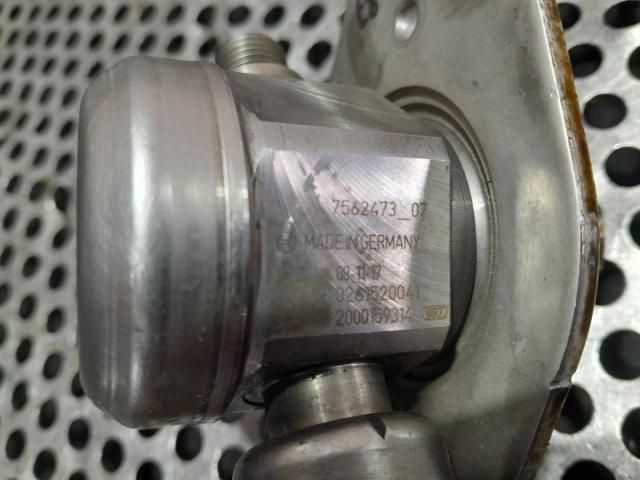 bontott BMW 1 Nagynyomású Szivattyú