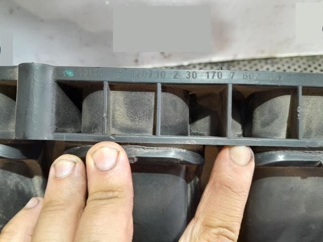 bontott BMW 1 Szívósor