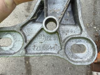 bontott BMW 1 Váltó Tartó Bak (Pozíciófüggetlen)