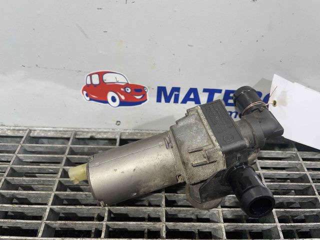 bontott BMW 1 Vízpumpa