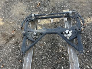 bontott BMW 1 Első Bölcső