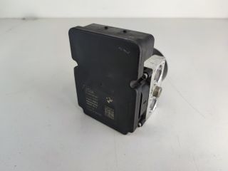 bontott BMW 1 ABS Kocka