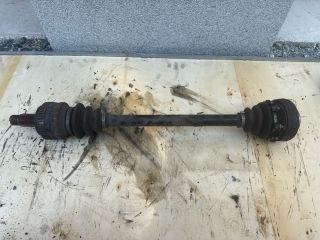 bontott BMW 1 Bal hátsó Féltengely