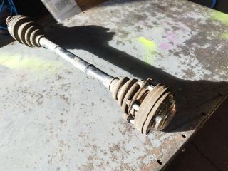 bontott BMW 1 Bal hátsó Féltengely