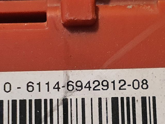 bontott BMW 1 Biztosítéktábla Motortér