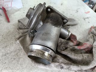 bontott BMW 1 EGR / AGR Vákum Szelep