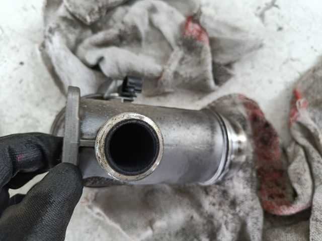 bontott BMW 1 EGR / AGR Vákum Szelep