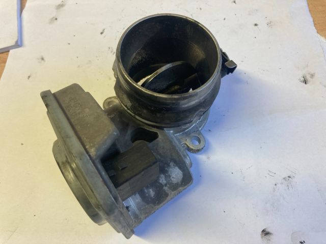 bontott BMW 1 Fojtószelep (Elektromos)