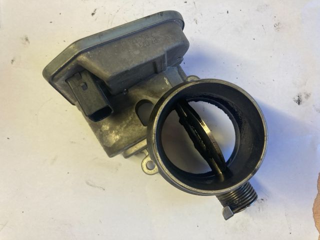 bontott BMW 1 Fojtószelep (Elektromos)