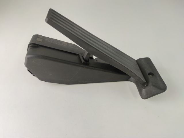 bontott BMW 1 Gázpedál (Elektromos)