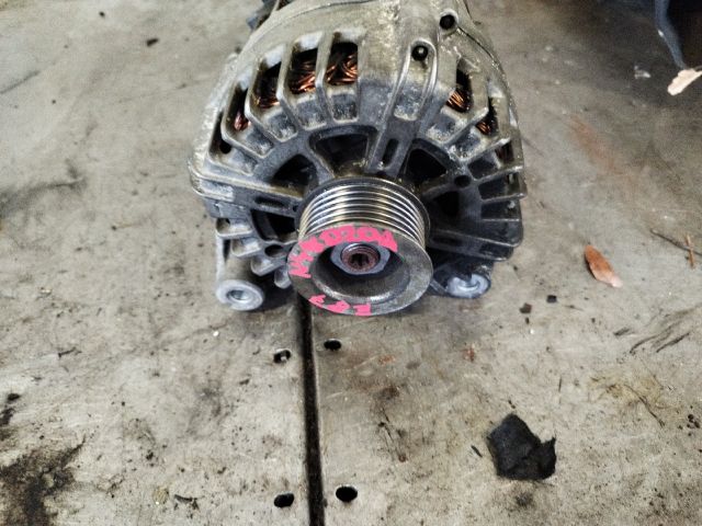 bontott BMW 1 Generátor