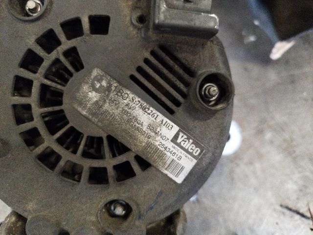 bontott BMW 1 Generátor