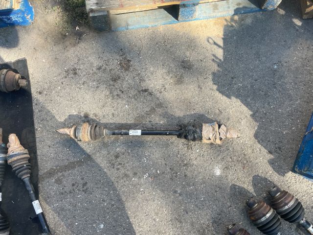 bontott BMW 1 Hátsó Féltengely (Pozíciófüggetlen)