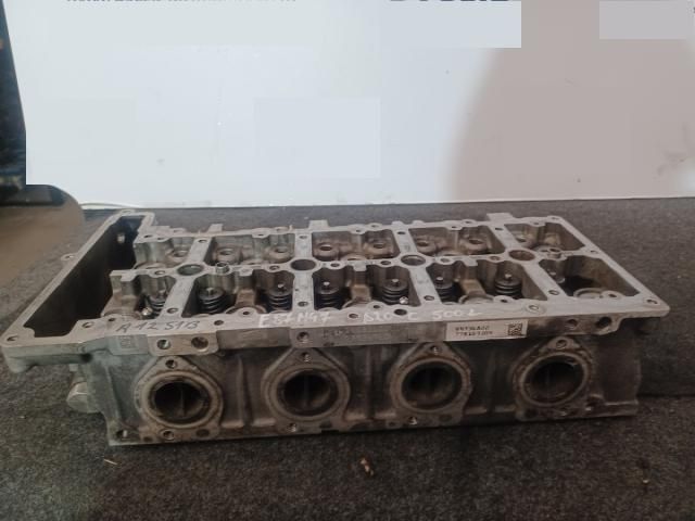 bontott BMW 1 Hengerfej