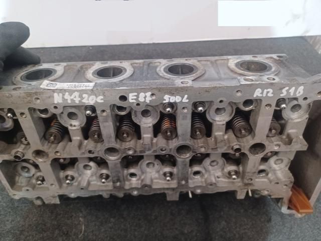 bontott BMW 1 Hengerfej