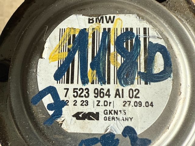 bontott BMW 1 Jobb hátsó Féltengely