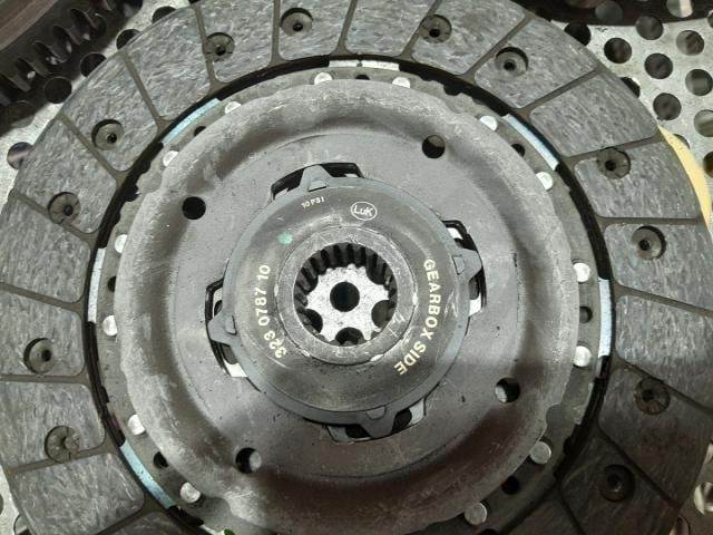 bontott BMW 1 Kuplung Szett (Szerkezet, Tárcsa)