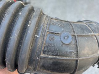 bontott BMW 1 Légbeömlő Cső