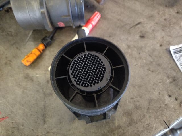 bontott BMW 1 Légtömegmérő