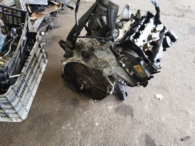 bontott BMW 1 Motor (Fűzött blokk hengerfejjel)