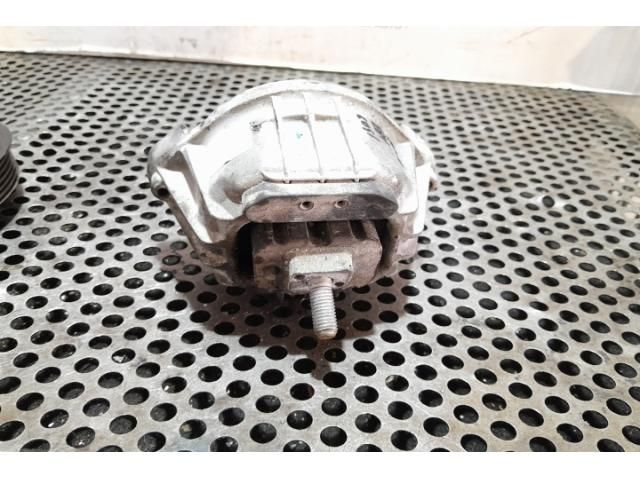 bontott BMW 1 Motor Tartó Bak Bal