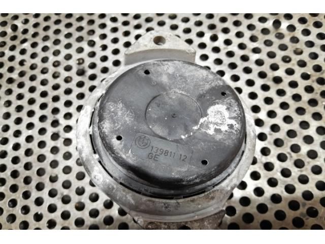 bontott BMW 1 Motor Tartó Bak Jobb