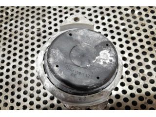 bontott BMW 1 Motor Tartó Bak Jobb