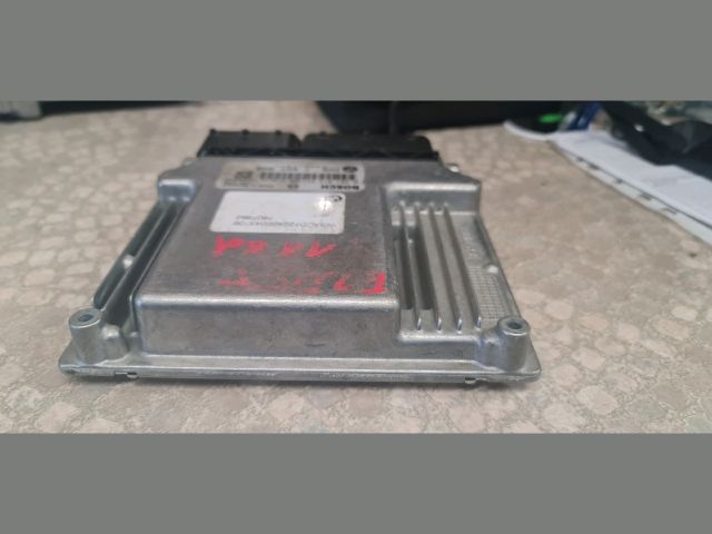 bontott BMW 1 Motorvezérlő