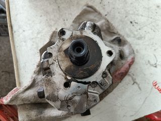 bontott BMW 1 Nagynyomású Szivattyú