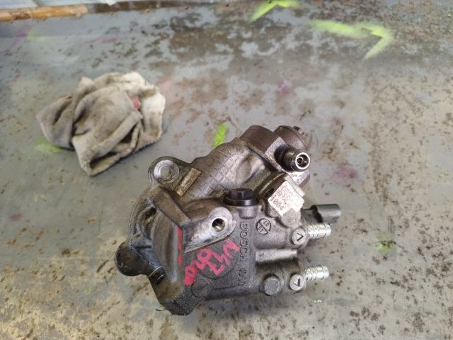 bontott BMW 1 Nagynyomású Szivattyú