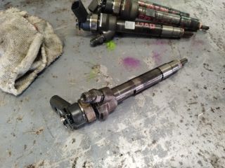 bontott BMW 1 Porlasztó (1 db)