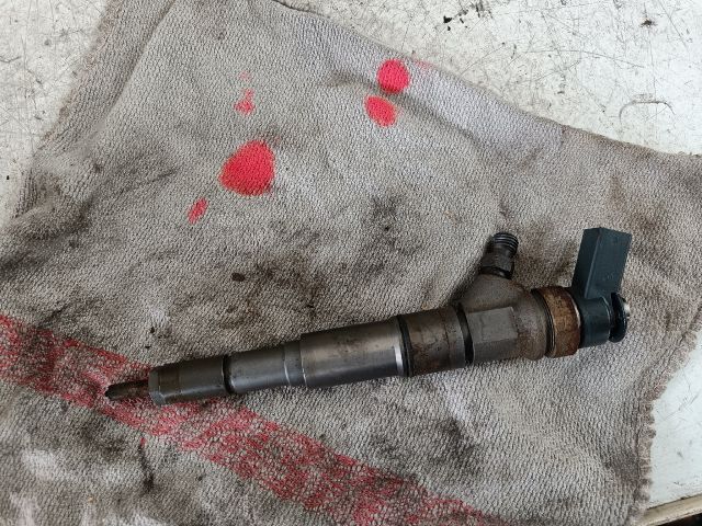 bontott BMW 1 Porlasztó (1 db)