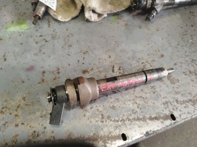 bontott BMW 1 Porlasztó (1 db)