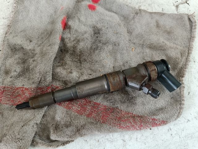 bontott BMW 1 Porlasztó (1 db)