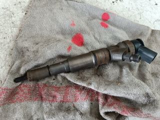 bontott BMW 1 Porlasztó (1 db)