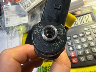 bontott BMW 1 Porlasztó Sor / Híd