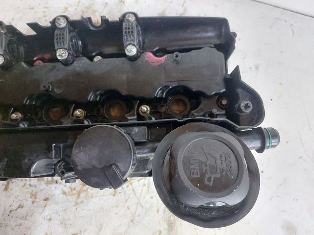 bontott BMW 1 Szelepfedél