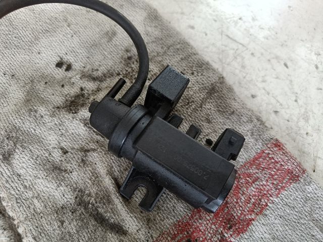 bontott BMW 1 Turbó Vákum Szelep